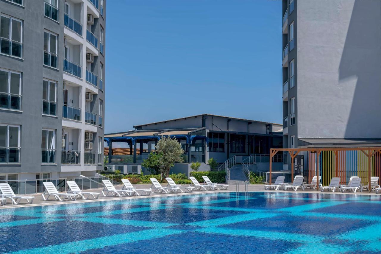 Royal Towers Lara Hotel Kemeragzi Buitenkant foto
